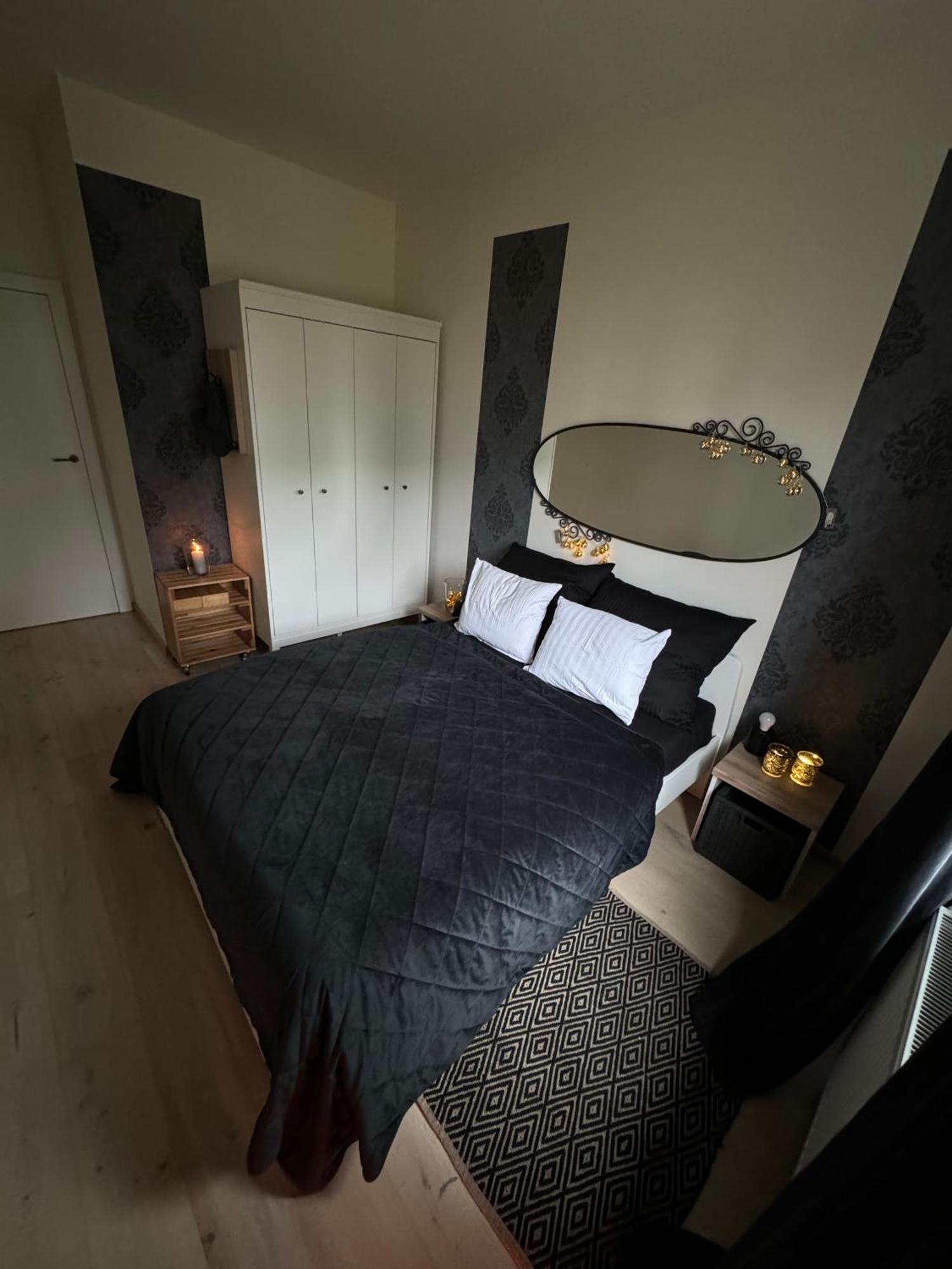 Relax&Comfort New Waw 50 Sqm With Terrace, Garden, Free Parking And Ac Warschau Exterior foto
